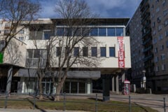 Offices to let in Vivax Kft