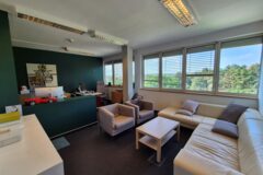 Offices to let in YACHT Office Building
