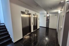 Offices to let in YACHT Office Building