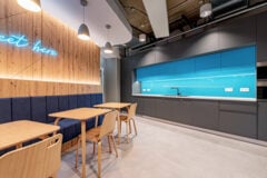 Offices to let in H2Offices- 1. emelet