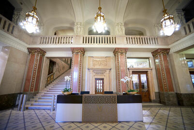 Mastercard moves to Váci 1