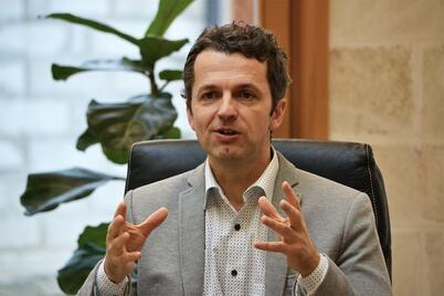 Where shall I work today?