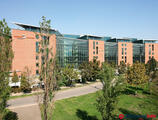 Offices to let in Infopark D épület