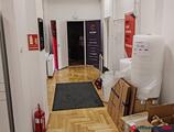 Offices to let in Sum András