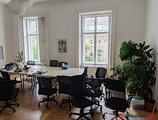 Offices to let in Sum András