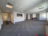 Offices to let in Bakáts Center