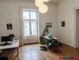 Offices to let in Sum András