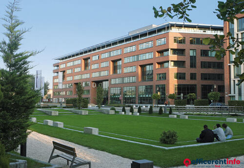 Offices to let in Infopark D épület