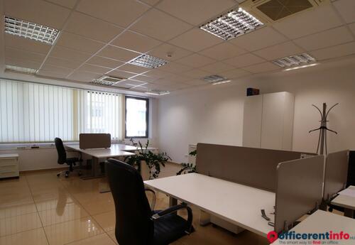 Offices to let in Kiadó a város szívében IX. kerületben Ipar utcában modern irodaházban 160 - 240 nm -es méretű iroda területek.