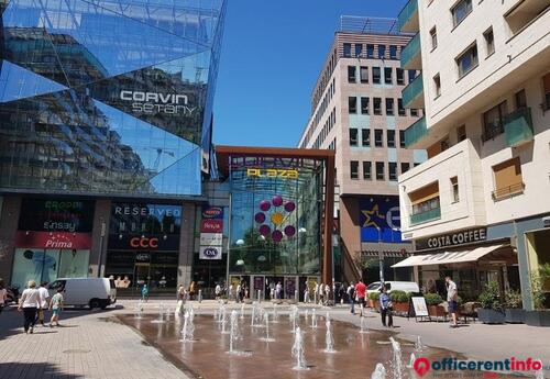 Offices to let in Alakítható szolgáltató irodák a Spaces Corvin Towersben