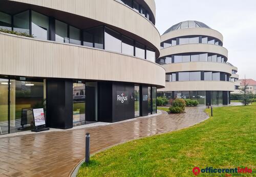 Offices to let in Flexible workspace in Regus Cedrus Offices