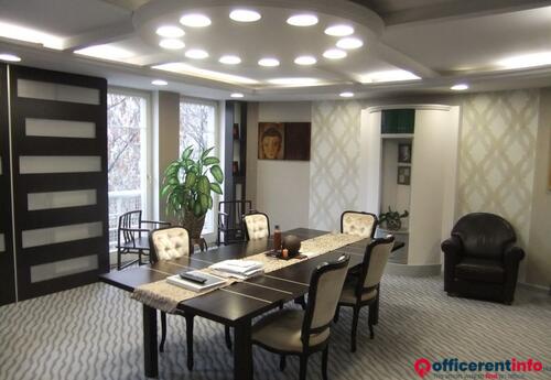 Offices to let in Bécsi út elején,  IGÉNYES irodabútorral berendezett iroda kiadó