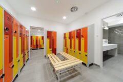 Offices to let in East-West Business Center