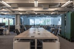 Offices to let in Dévai Center